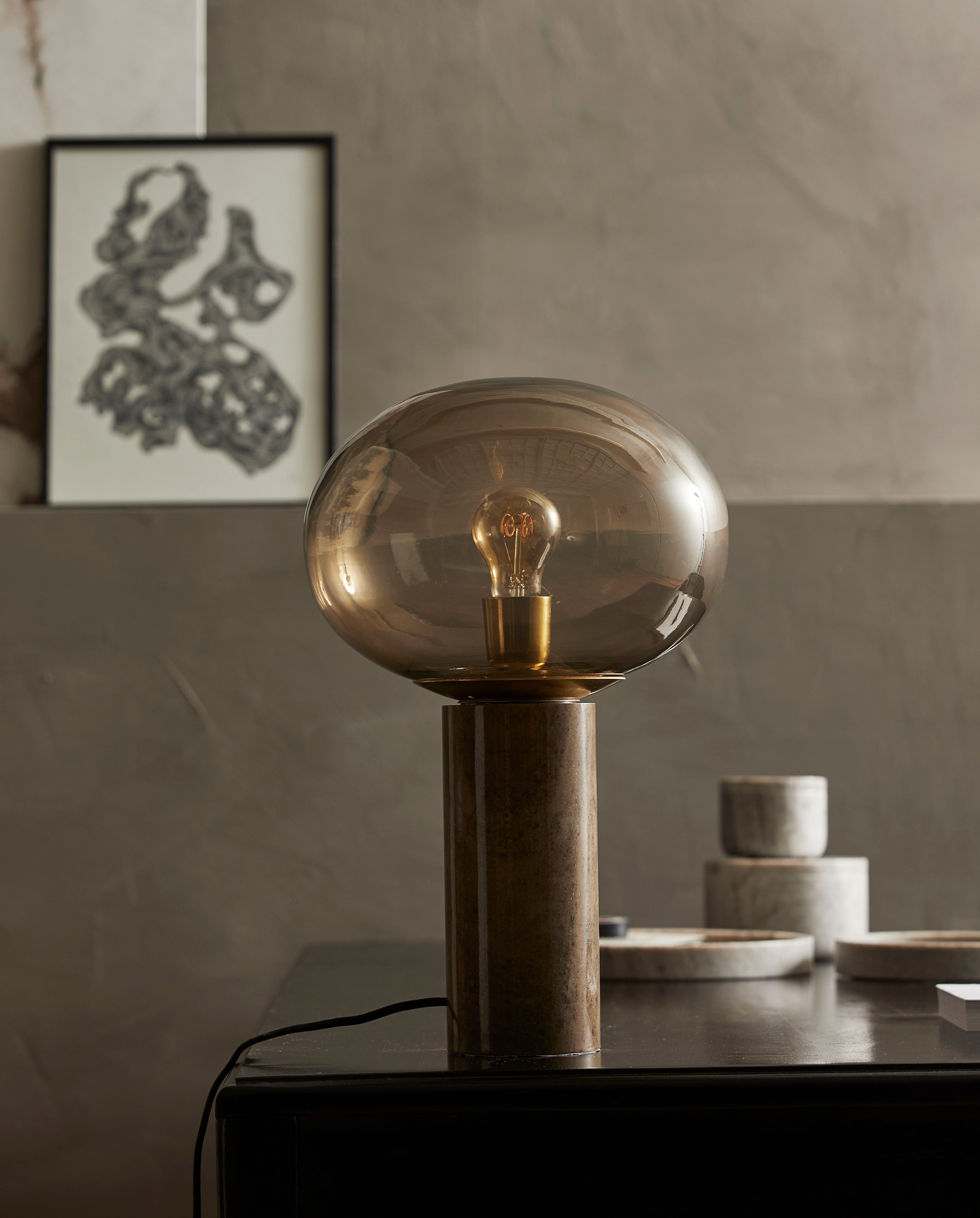 BES bordlampe i marmor med glas - h45 cm - Røgfarvet/brun