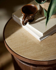 KWANDO sidebord med travertinplade - natur