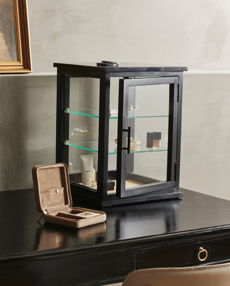 ARNO glasmontre/display i træ - 50x37 cm - sort/natur