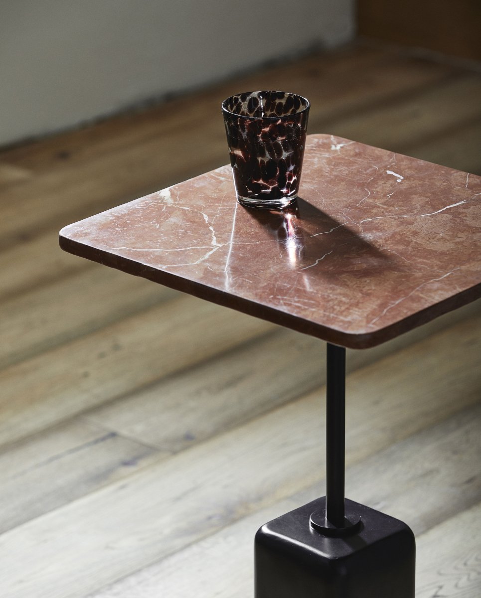 CHAO sidebord, marmor - rust