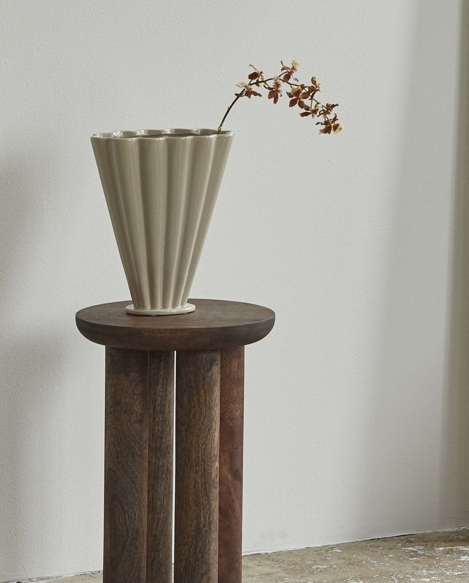 COLLA vase i keramik - h28,5 cm - sand