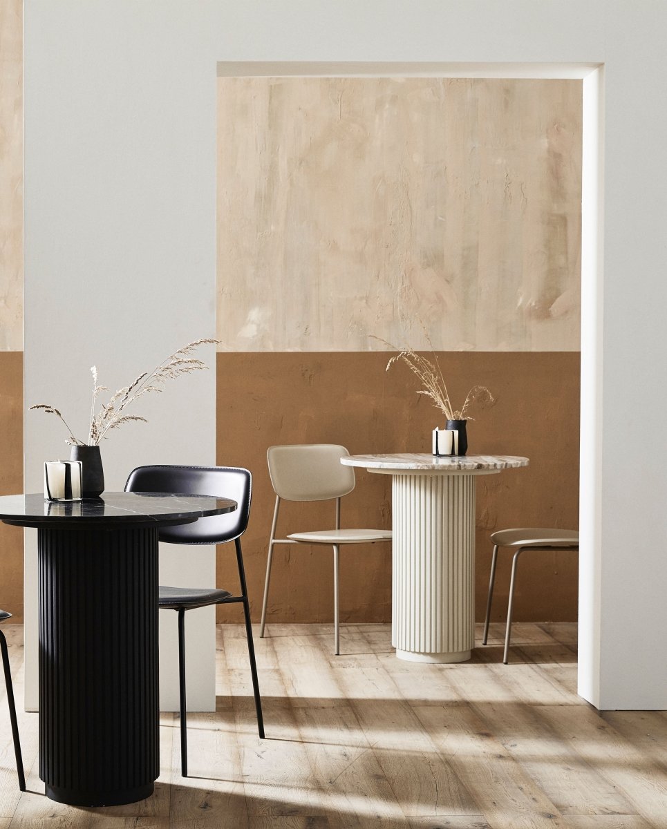 ERIE cafebord i træ og marmor - råhvid, brun, beige